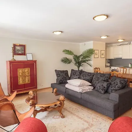 3 Bedroom Unique In Old Town Tallinn