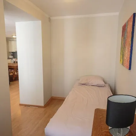 3 Bedroom Unique In Old Town * 탈린