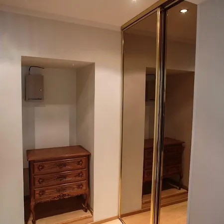 3 Bedroom Unique In Old Town Apartment Tallinn