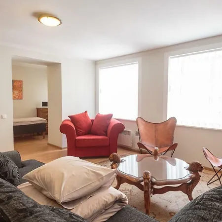 3 Bedroom Unique In Old Town * Ταλίν